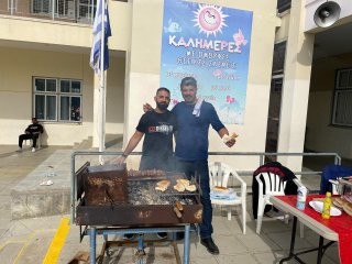 Χριστουγεννιάτικο παζαράκι Συνδέσμου Γονέων 